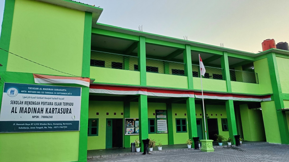SMP Islam Terpadu Al Madinah Kartasura